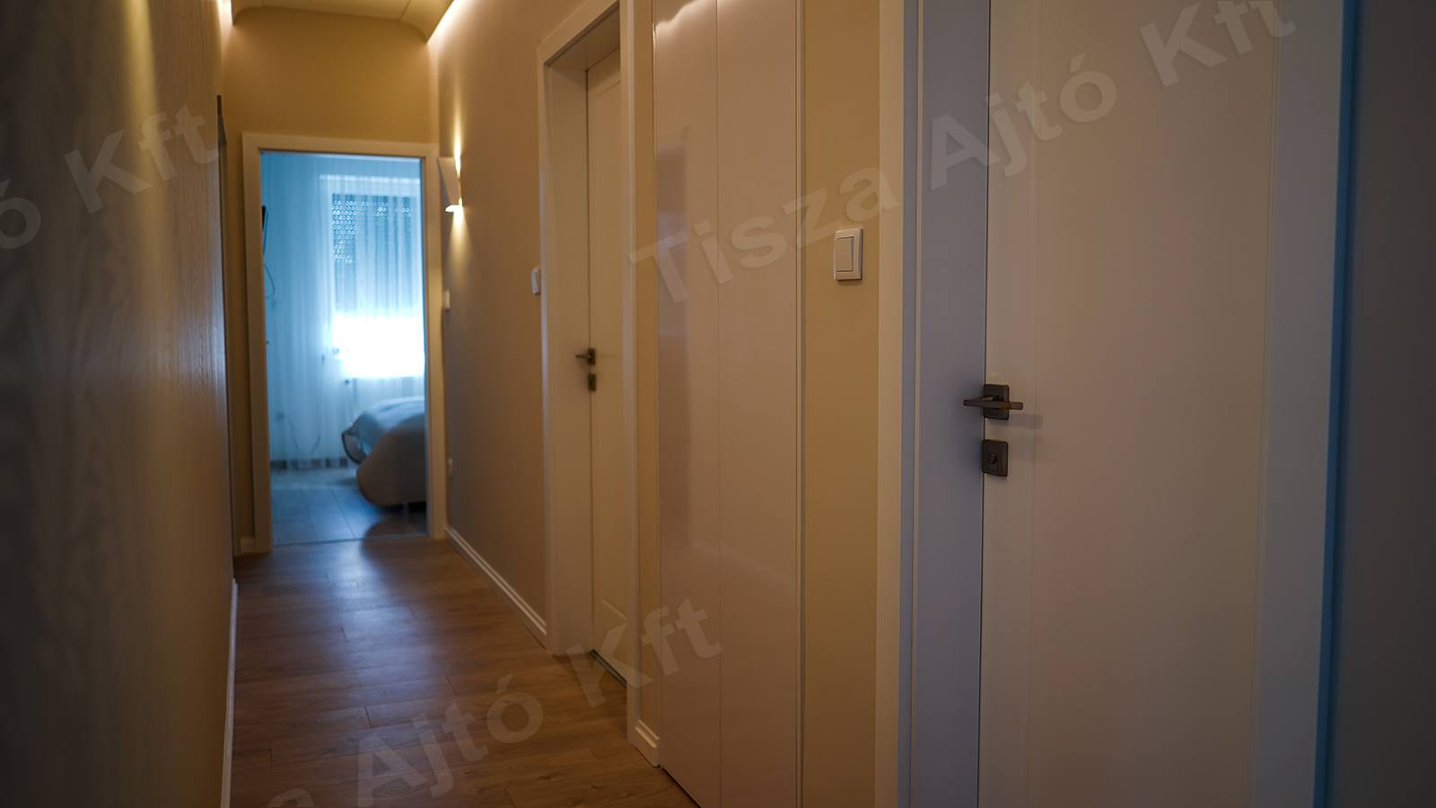 SA704508_1600