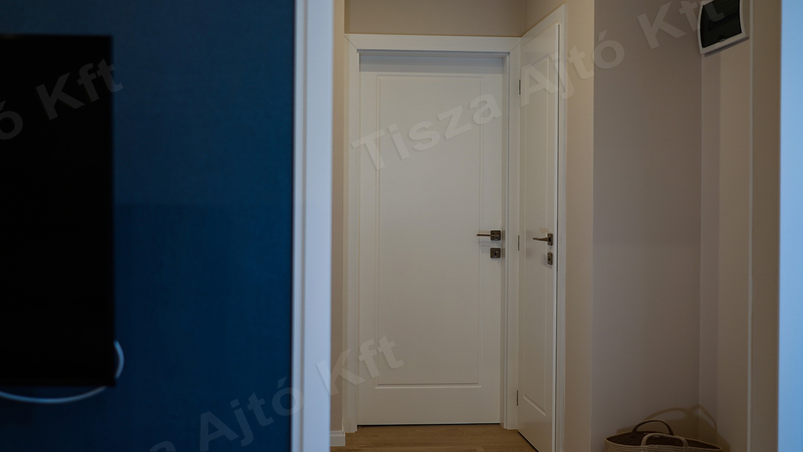 SA704531_1600