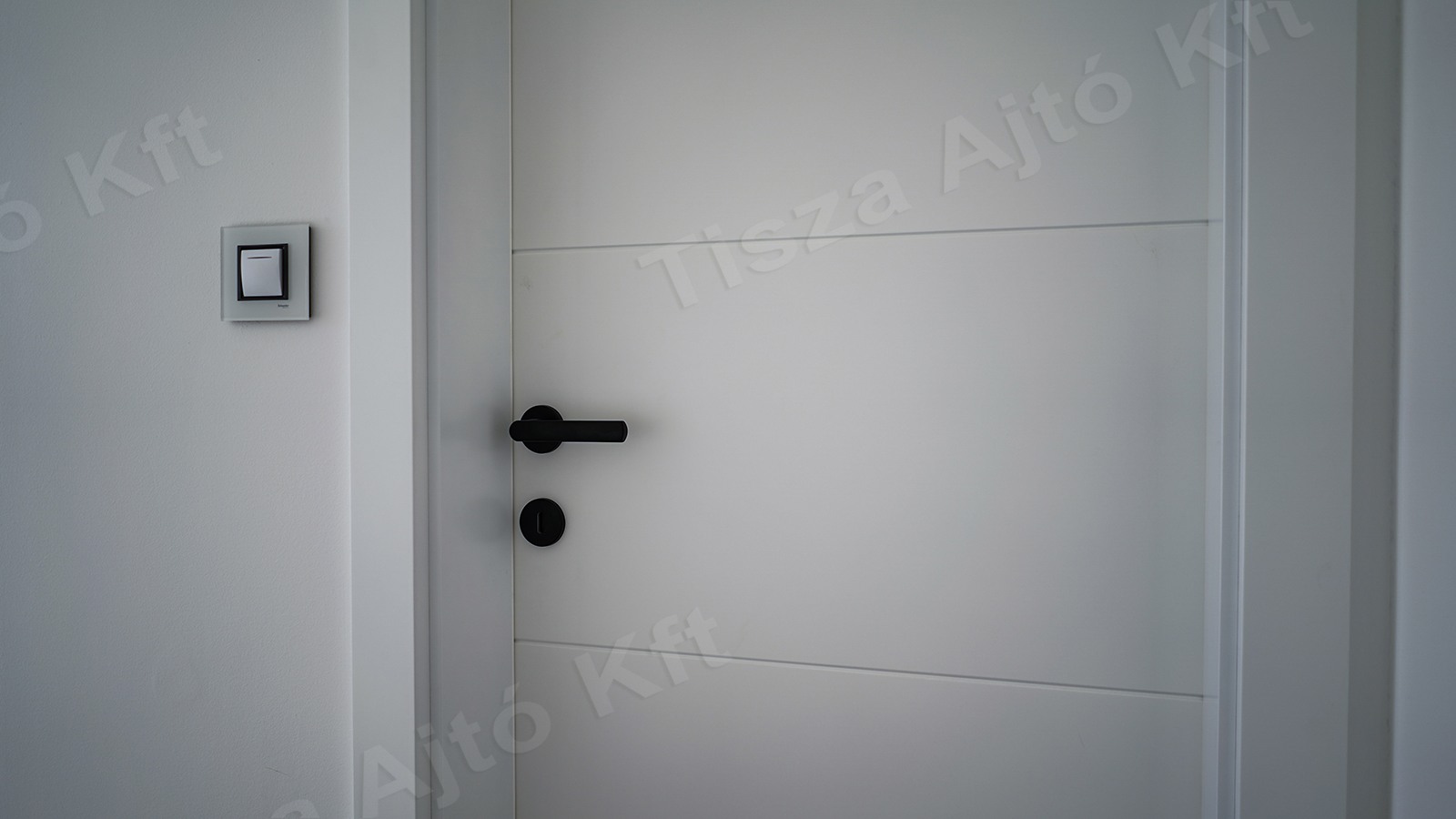 SA704610_1600