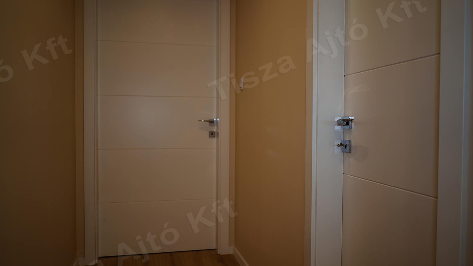 SA704650_1600