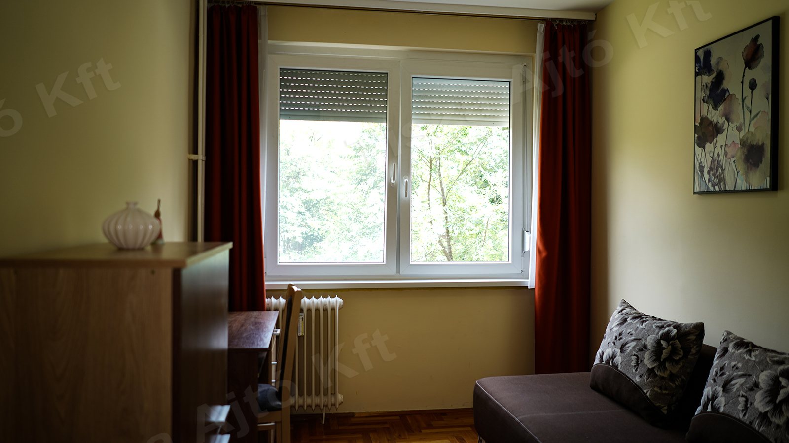 SA704950_1600